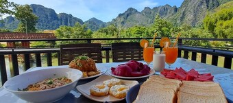 Vang Vieng SCK Hotel