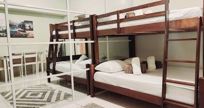 Room-604 New Brenthill Premium Condo Nea