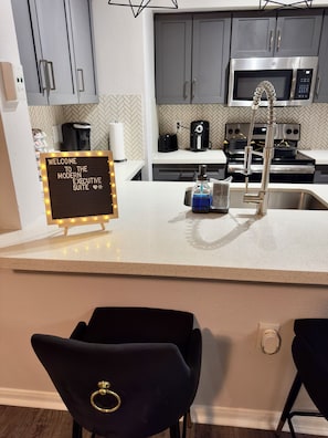 Microwave, oven, stovetop, dishwasher