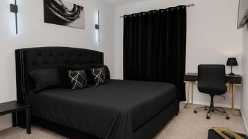 1 makuuhuone, työpöytä, silitysrauta/-lauta, Wi-Fi