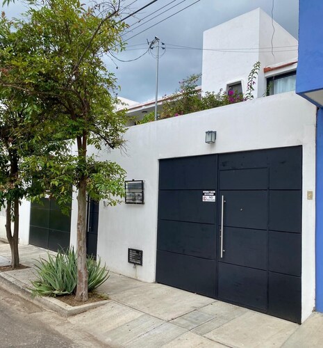 Apartment La Noria. Beautiful apartment well located minutes from downtown.