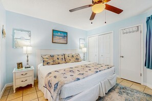 1 bedroom, iron/ironing board, internet, bed sheets