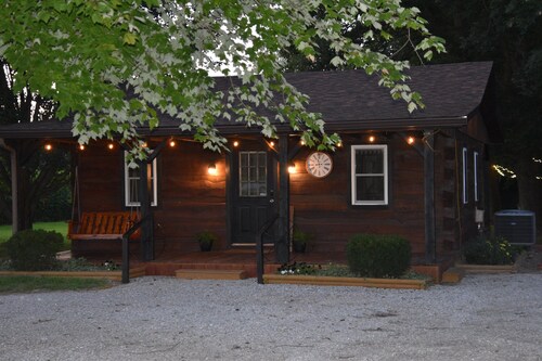 Sleeps 4, Rustic, Secluded