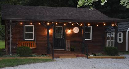 Sleeps 4, Rustic, Secluded