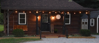 Sleeps 4, Rustic, Secluded