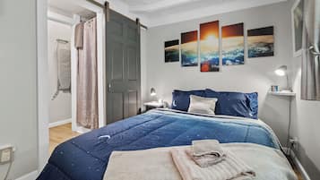 1 bedroom, iron/ironing board, WiFi, bed sheets