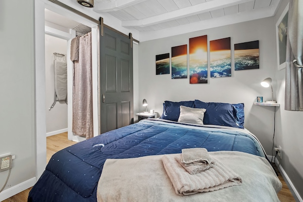 1 soverom, strykejern/-brett, wi-fi og sengetøy