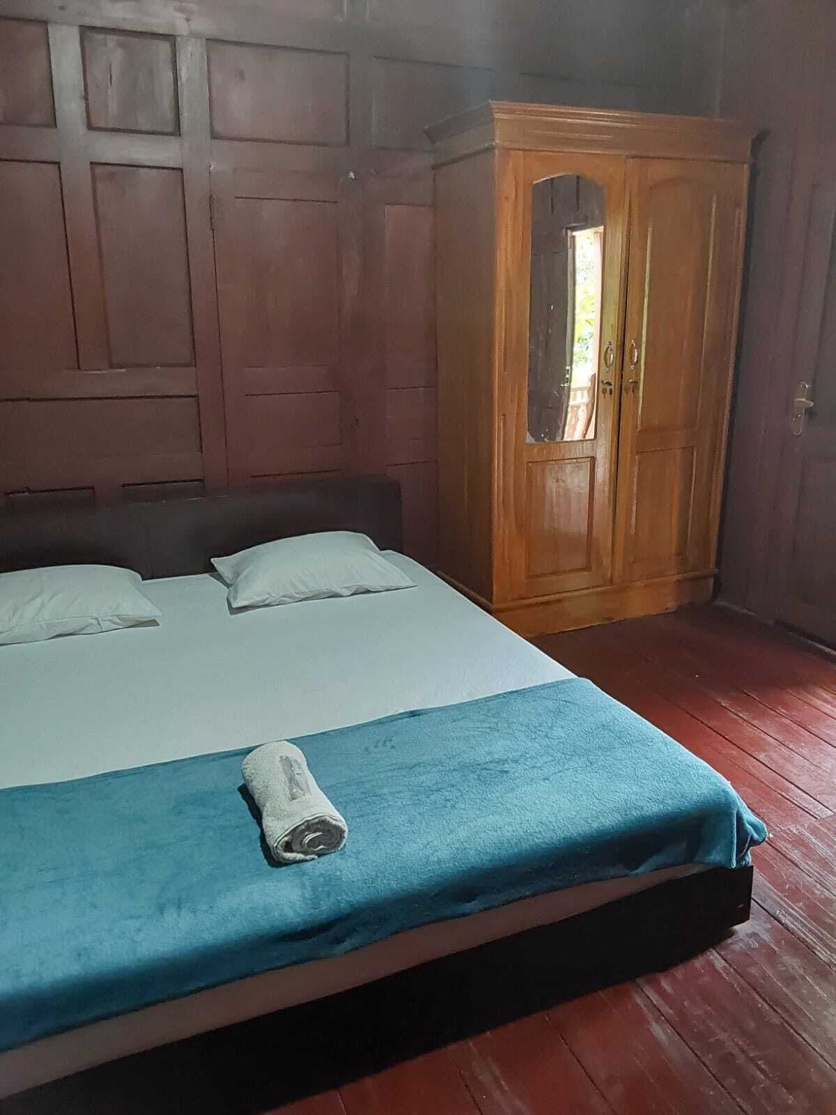 Classic Room, Park View | Desk, free WiFi