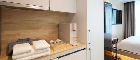 Standard Double Room, 1 King Bed | Desk, laptop workspace, free WiFi, bed sheets