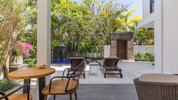Deluxe Double Room, Balcony | Desk, free WiFi