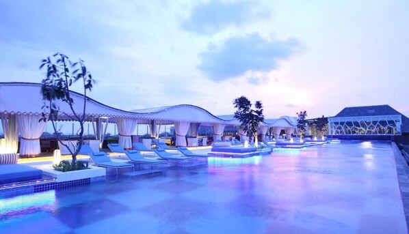 Pool - TS Residences (Denpasar)