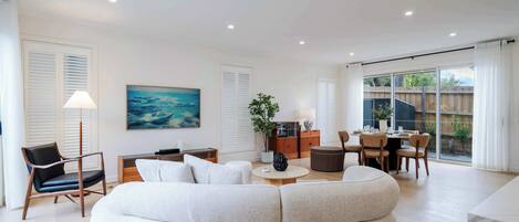 Télévision, espaces bureaux