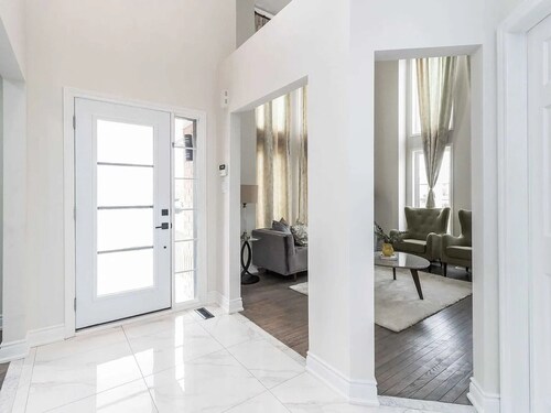 Cozy Private Bedroom in Dog-Loving Home – Meet Leo, Our Friendly Lab!