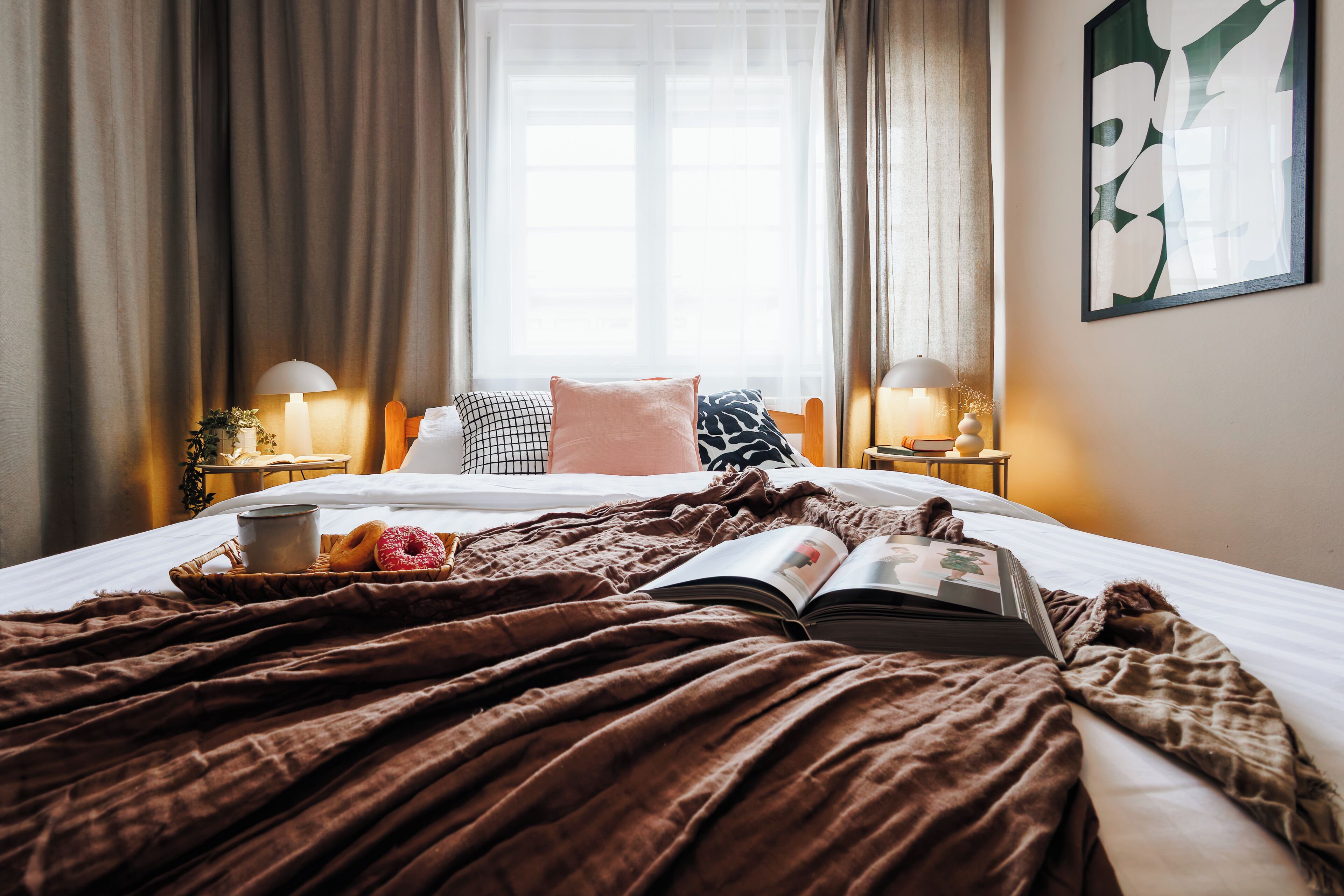 3 Schlafzimmer, Schreibtisch, Bügeleisen/Bügelbrett, Reisekinderbett