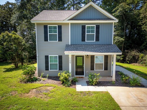 Clemson Weekend Rental- very close to campus, 4 Bedroom 3 Bathroom