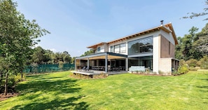 Exterior - Casa Cundi – Contemporary Living in Nature (Acatitlan, Valle de Bravo)