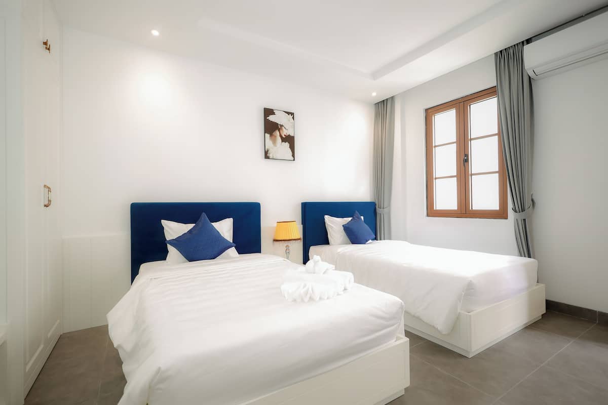 Superior Twin Room, Balcony, City View