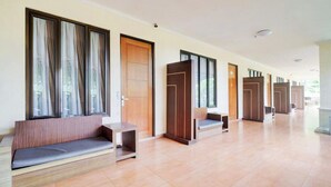 Balcony - Tripletree Ken Hotel (Cisarua)
