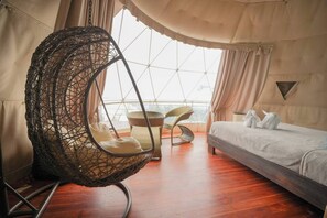 In-room safe, free WiFi