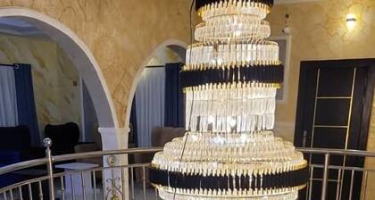 international royal hotel