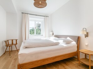 3 bedrooms, Internet - Very exclusive garden apartment with sauna (Tamsweg)