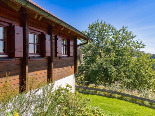 Wooden House with Garden – Thuringia