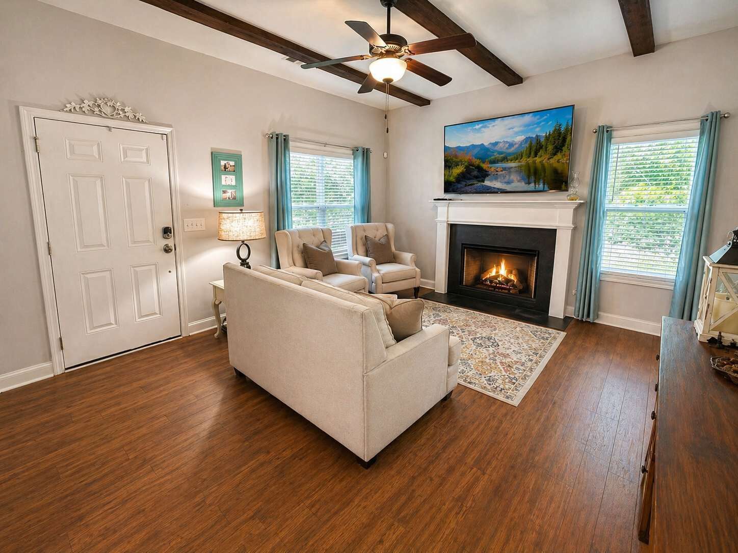 TV, fireplace, offices