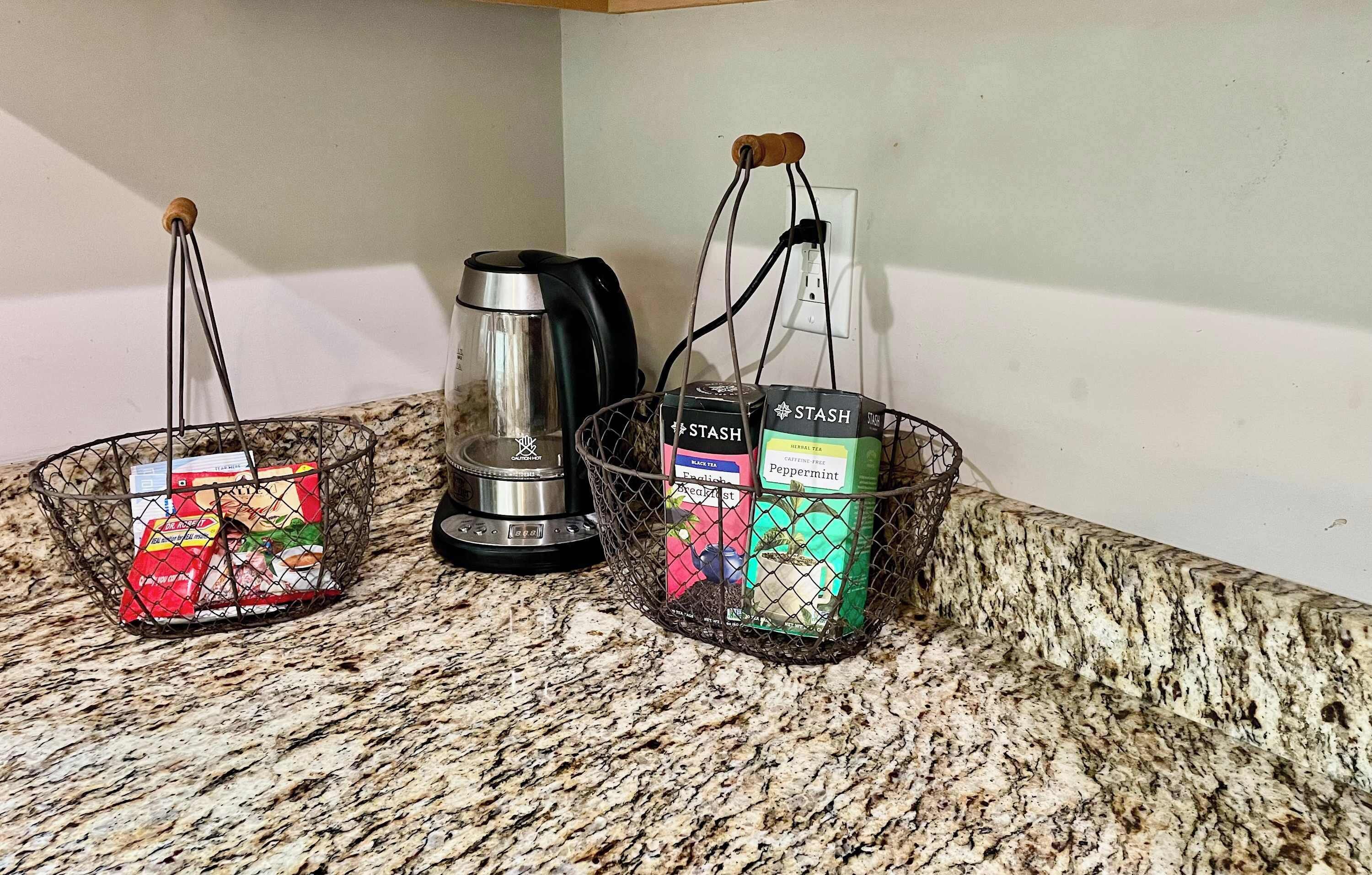 Kaffee und/oder Kaffeemaschine