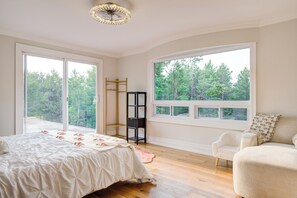 6 Schlafzimmer, Zimmersafe, Bügeleisen/Bügelbrett, kostenloses WLAN