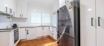 The Fitz - Family Getaway, Short Distance to CBD