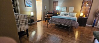 Marvelous studio with AC in Santa Clara, close to PGA, Tuachan, and Snow Canyon!