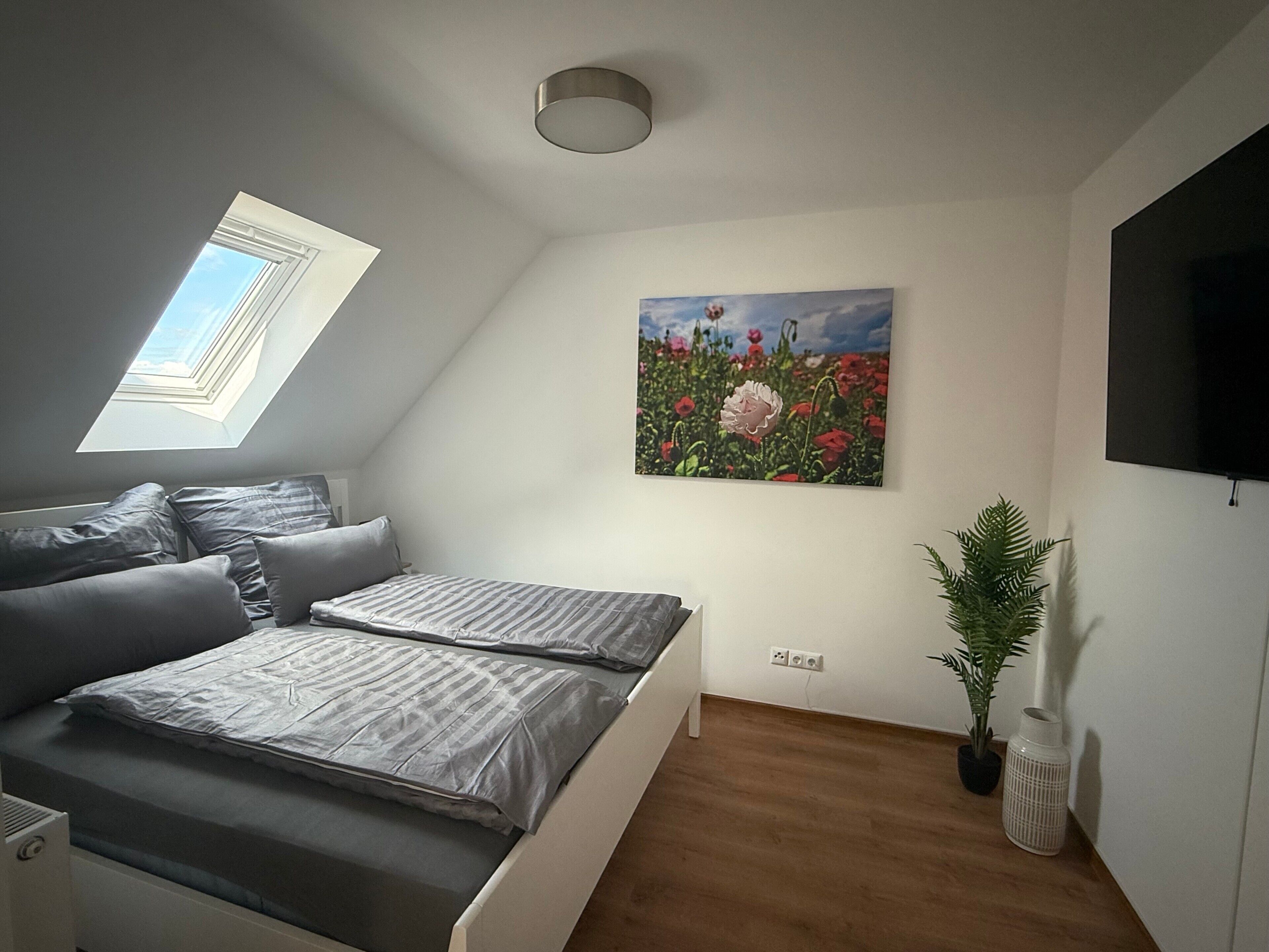 3 bedrooms, WiFi, bed sheets