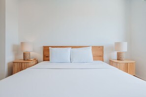5 habitaciones, tabla de planchar con plancha y cuna de viaje 