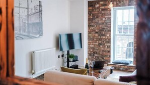 Apartment | Living area - Flat 17 The Old Post Office (Chester)