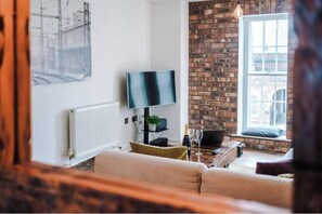 Living area - Flat 17 The Old Post Office (Chester)