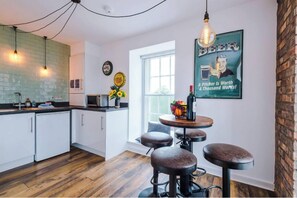 Apartment | In-room dining