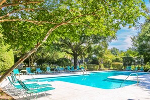 Unclassified image, 3 of 49, button