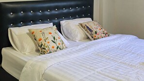 Standard Double Room | Free WiFi