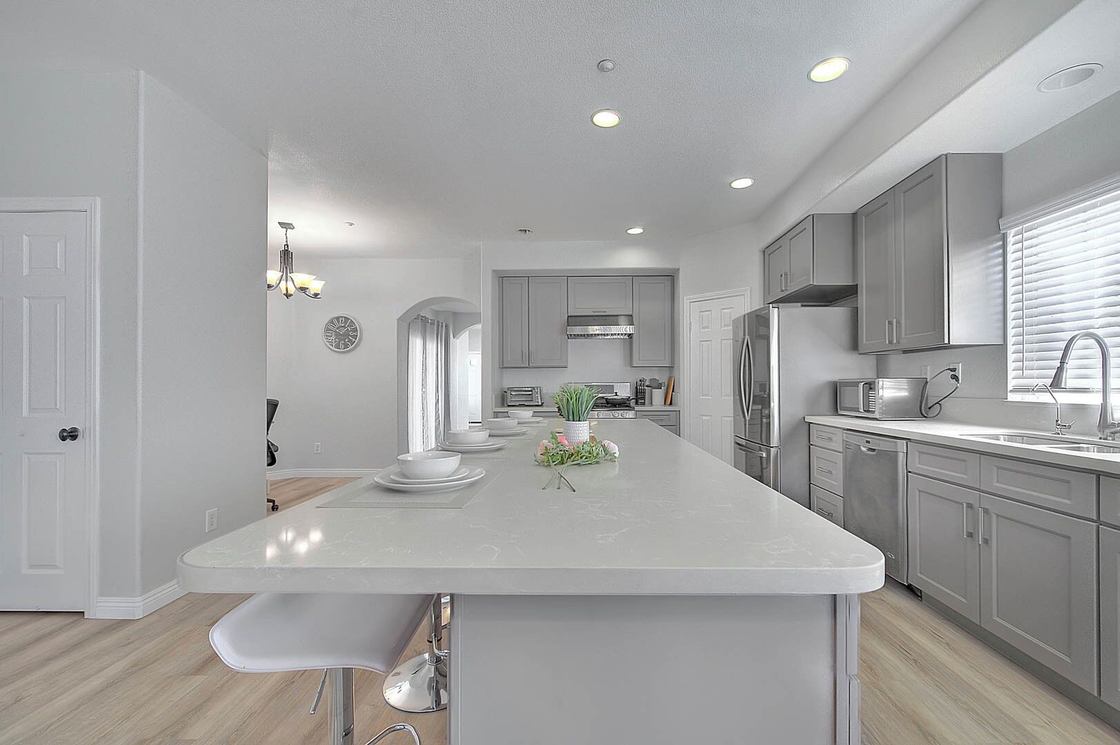 Microwave, oven, dishwasher