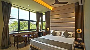 City Double Room | Desk, free WiFi