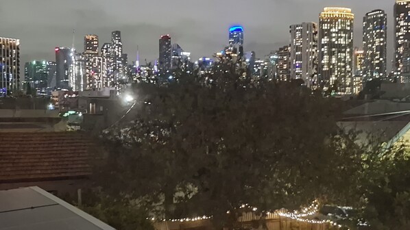 Miscellaneous - Queens Arm Hotel built in 1854. The property has been restored and extended. (South Melbourne)