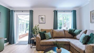 Apartment | Living area