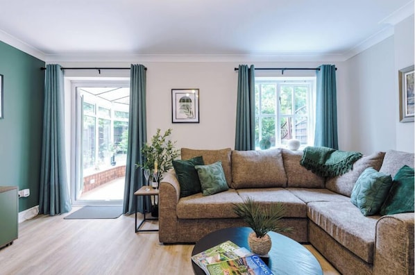 Apartment | Living area