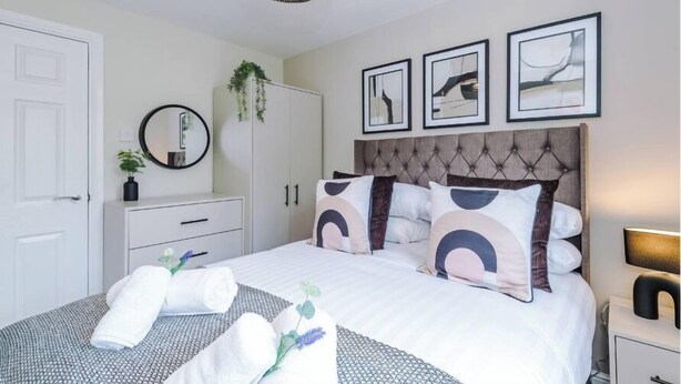 Room - 25 The Heywoods Newton (Chester)
