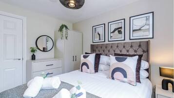 Apartment | Iron/ironing board, free WiFi