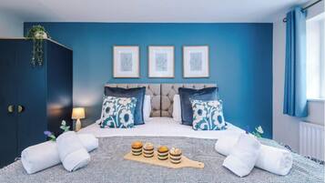 Apartment | Iron/ironing board, free WiFi