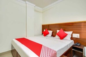 Deluxe Double Room, City View | Wi-fi percuma