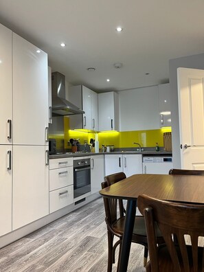 Microones, forn i placa de cuina 