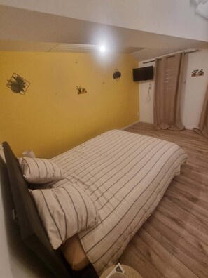1 Schlafzimmer, WLAN, Bettwäsche