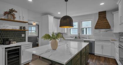 Downtown, Historic, Newly Renovated